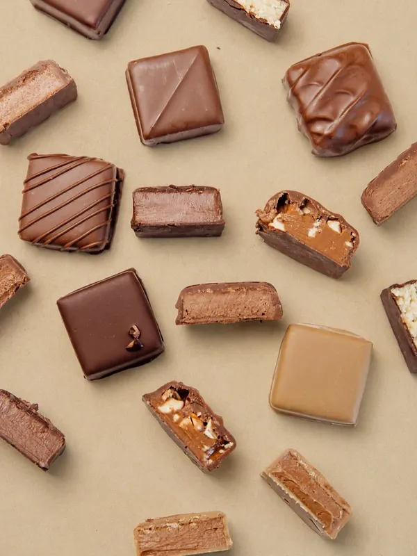 🍫Починали з какао-бобів, які передавали маршруткою: історія двох серсер з Луцька, які підкорили Лондон шоколадом
