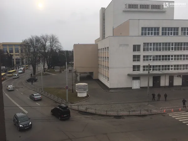 Луцьк готується до приїзду Порошенка (фото)