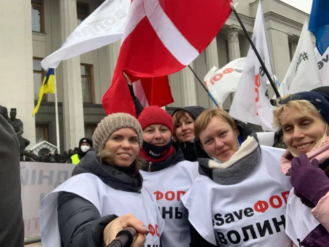 Підприємці у Києві намагаються взяти штурмом Верховну Раду (фото, відео)
