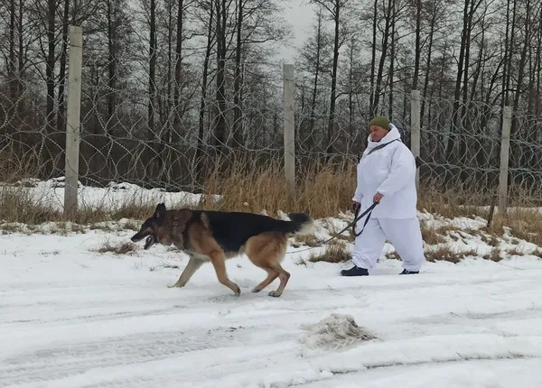 Володимир Ісраілов та Мухтар охороняють ділянку державного кордону