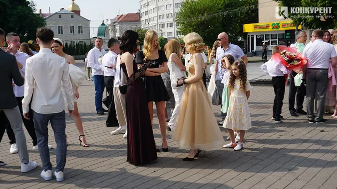 У Луцьку нагородили медалістів: як все було (дуже багато фото)