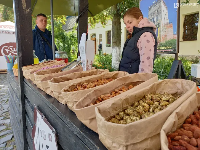 У Луцьку стартував фестиваль вуличної їжі Lutsk Food Fest (фоторепортаж)