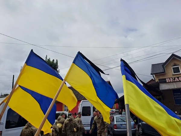 На Волині попрощалися з полеглим нацгвардійцем Володимиром Якимовичем (фото)