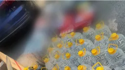 У 19-річного водія під Луцьком знайшли бутлі зі спиртом і «ліві» сигарети (фото)