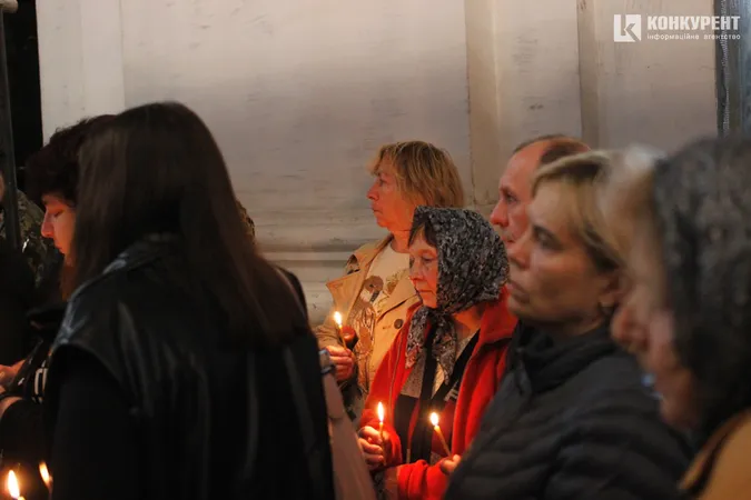 У Луцьку попрощалися із загиблими захисниками Ігорем Бохонюком і Романом Волошкіним (відео)