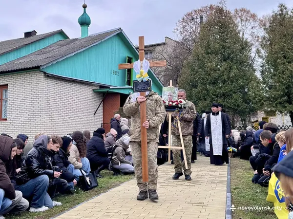 У Нововолинську попрощалися із загиблими воїнами Олександром Малєвим та Миколою Поплавським (фото)