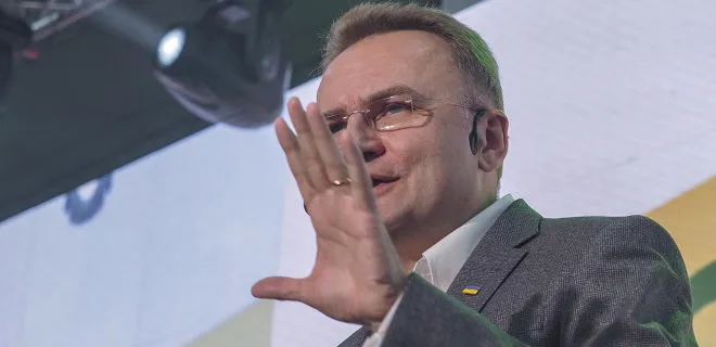 Садовий зняв кандидатуру на виборах на користь Гриценка