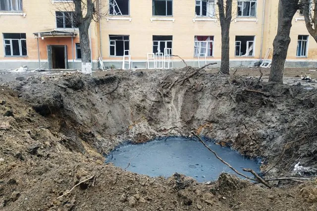 Окупанти обстріляли будинок голови Гостомельської ТГ, загинув волонтер (ОНОВЛЕНО)