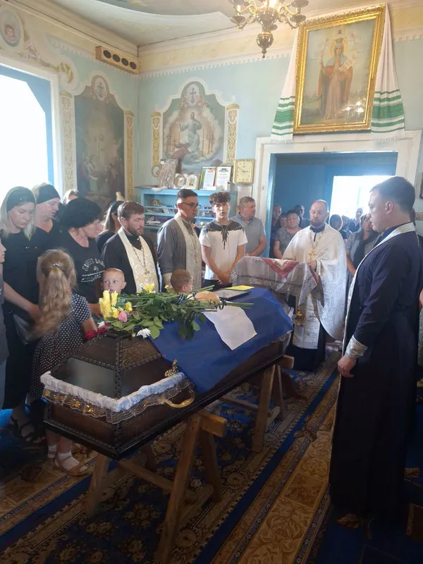 Понад півтора року родина чекала звістки: на Волині попрощалися з воїном Миколою Войтюком (фото)