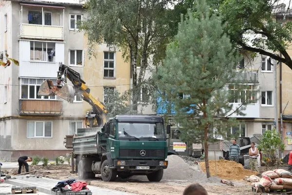 Ремонт доріг і дворів у Луцьку: плани і вартість (фото)