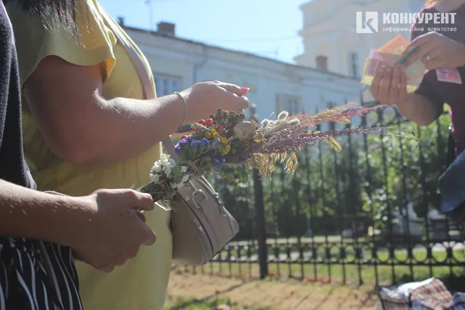 Як у центрі Луцька святкували Медового Спаса (фото)