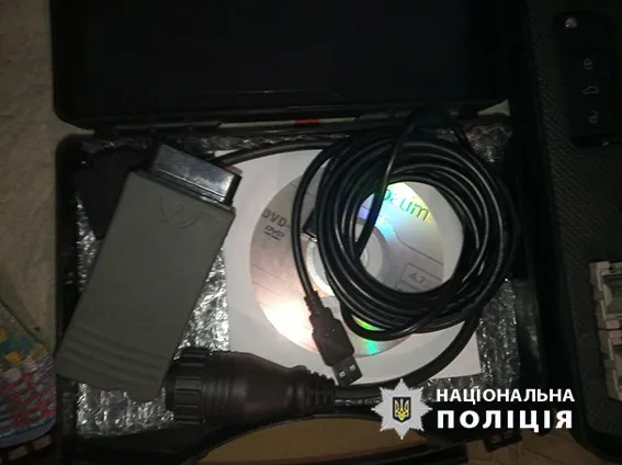 Злочинна банда продавала на Волині крадені в Європі елітні авто (фото)