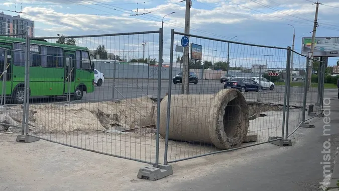 На заміну аварійного колектора в Луцьку витратять понад 12 мільйонів (фото)