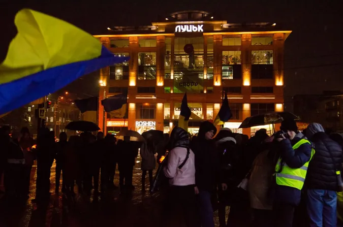 Спогади про Євромайдан та Революцію Гідності: у центрі Луцька відбулося народне віче (фото)