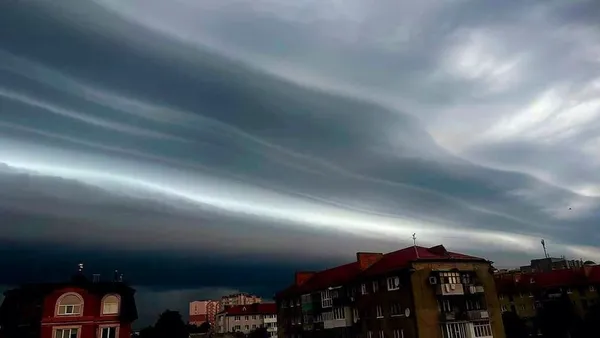 Перед грозою: страшно красиве небо над Волинню (фото)