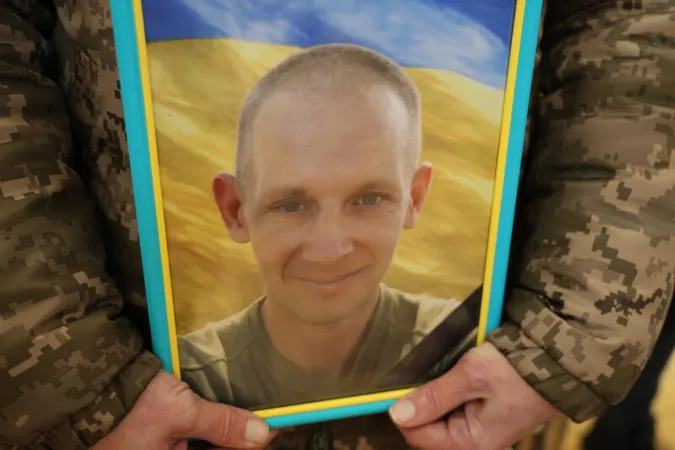 У Луцьку попрощалися з загиблими на Донеччині воїнами Петром Берлінцем та Сергієм Терещенком