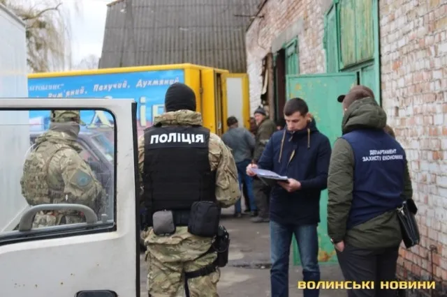 У луцькі садочки постачали неякісну «молочку»? (фото, відео)