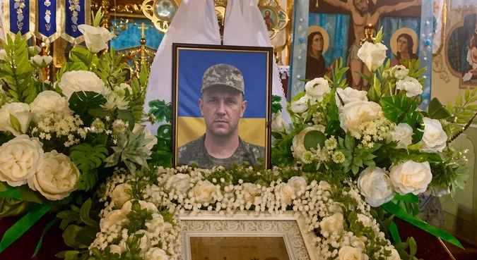 Загинув понад два роки тому: Волинь попрощалася із захисником Миколою Андрощуком (фото)