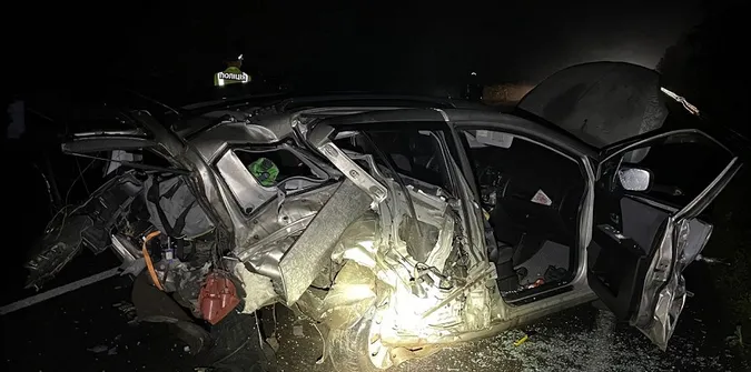 У нічній автотрощі під Луцьком загинув 34-річний чоловік (фото)