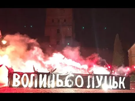 З фаєрами та кричалками: фани «Волині» записали новорічне привітання (відео)