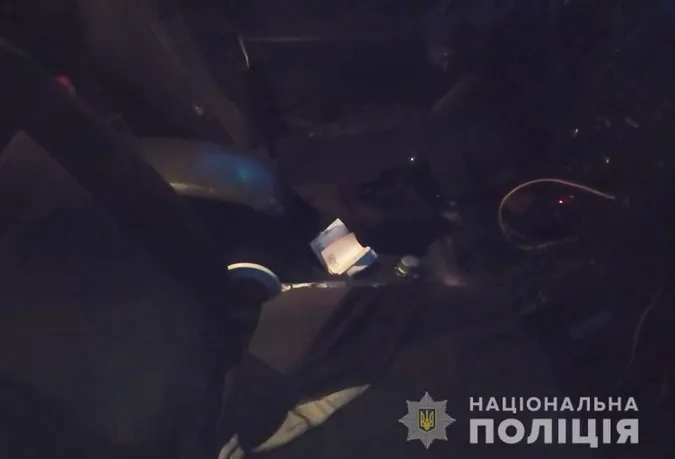На Волині п'яний водій буса хотів підкупити патрульних (фото)