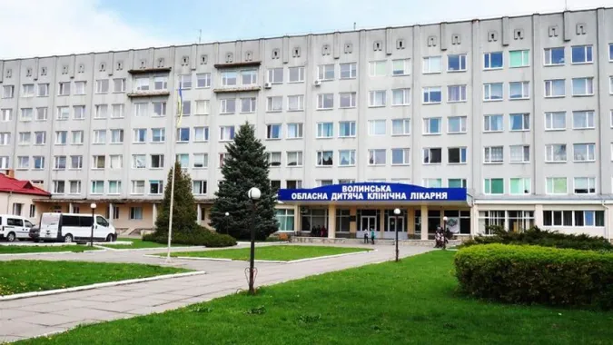 Дитячу лікарню не закриють і персонал не скоротять, – голова Волиньради