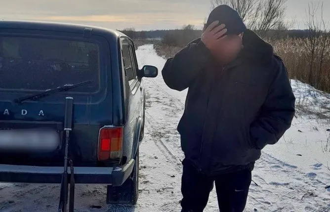 Намагався втекти: на Волині затримали браконьєра