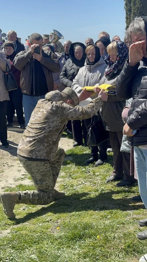 На Волині попрощалися з Володимиром Троцюком, якого пів року вважали зниклим безвісти (фото)