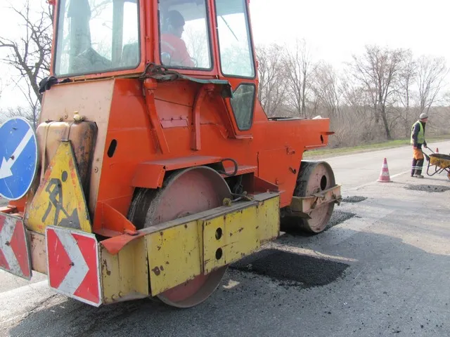 На яких волинських дорогах ліквідували ямковість (перелік)