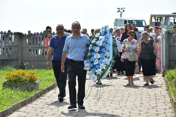 У Луцьку вшанували пам'ять жертв єврейського Голокосту (фото)