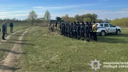 «Основна версія – утоплення»: на Рівненщині сьому добу шукають 4-річного Дмитрика (фото)