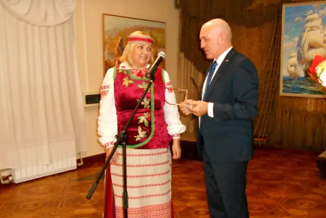 Під завалами будівлі Миколаївської ОДА знайшли очільницю білоруської громади