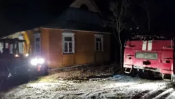 На Маневиччні зайнялась господарська споруда: працювали рятувальники (фото)