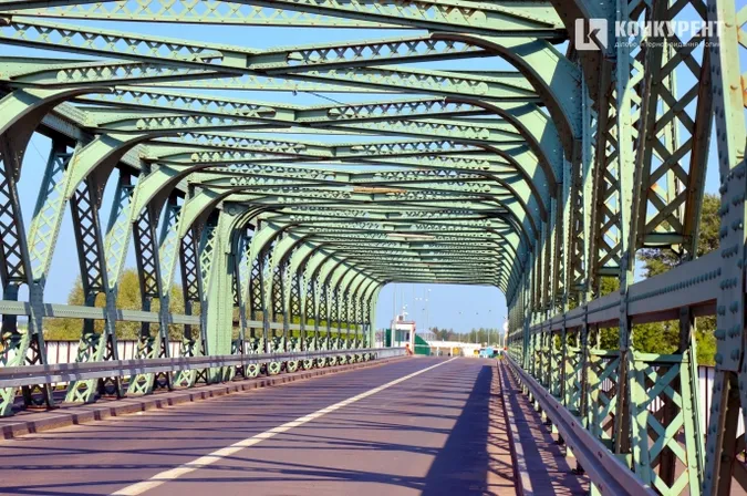 Гунчик хоче збудувати міст