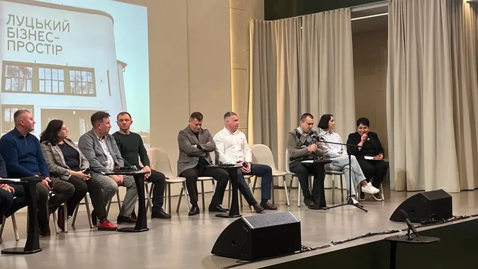 «Нас почують?»: діалог незрячих і влади Луцька та Волині