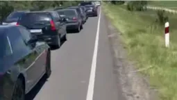 У вихідні – до озер: у напрямку Світязя – кілометрові затори (відео)
