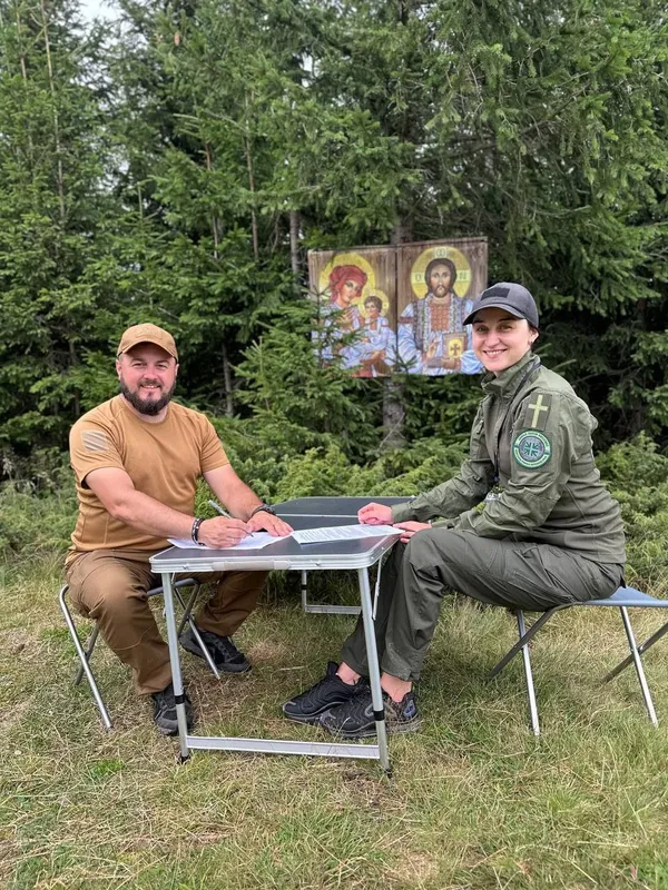 Стрільби, ватра і молитви: як діти волинських військових, копів та пожежників таборували у Карпатах (фото)