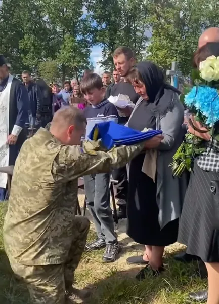На Волині попрощалися із молодим бійцем Іваном Гридковцем (фото)