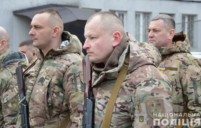 Волинські поліцейські відправилися до зони бойових дій (фото)