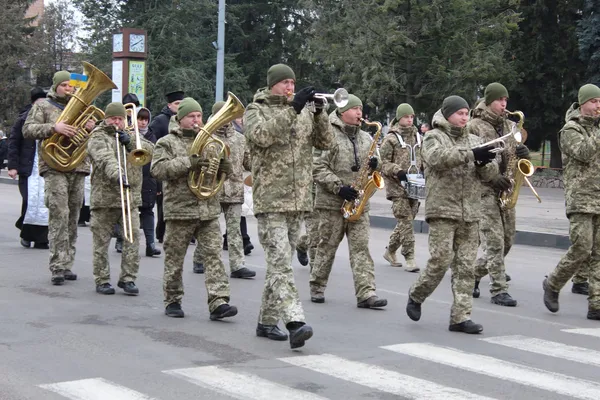 На Волині попрощались із загиблим Героєм Миколою Ковтонюком (фото)