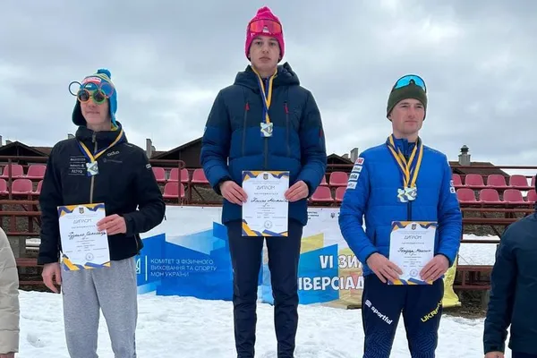 Спортсмен з Волині завоював два «золота» на всеукраїнських змаганнях з лижних гонок (фото)