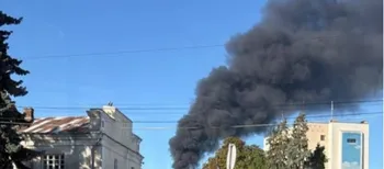 Над Луцьком здійнявся величезний стовп диму: що коїться