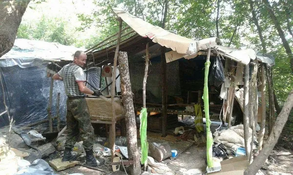 У Луцьку знесли «житловий квартал» на березі Стиру (фото)