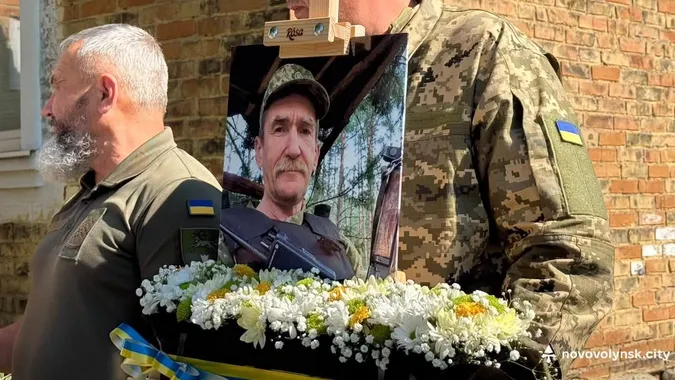 Віддав 10 років захисту України: на Волині попрощалися з воїном Валентином Кушніруком (фото)