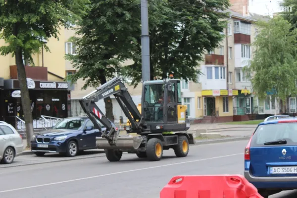 Ремонт проспекту Волі у Луцьку: що там відбувається зараз (фото)