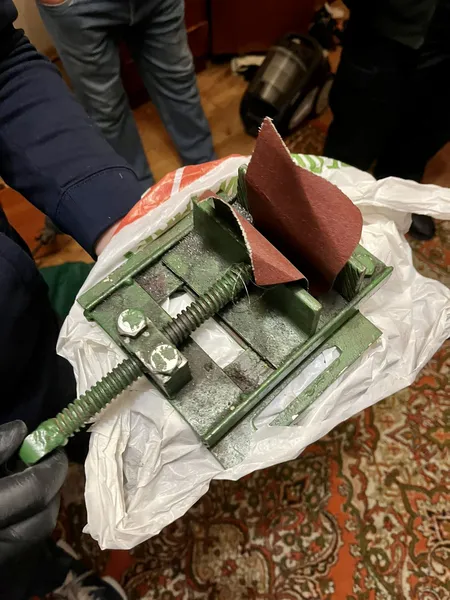 Правоохоронці затримали зловмисника, який продавав на Волині зброю (фото)
