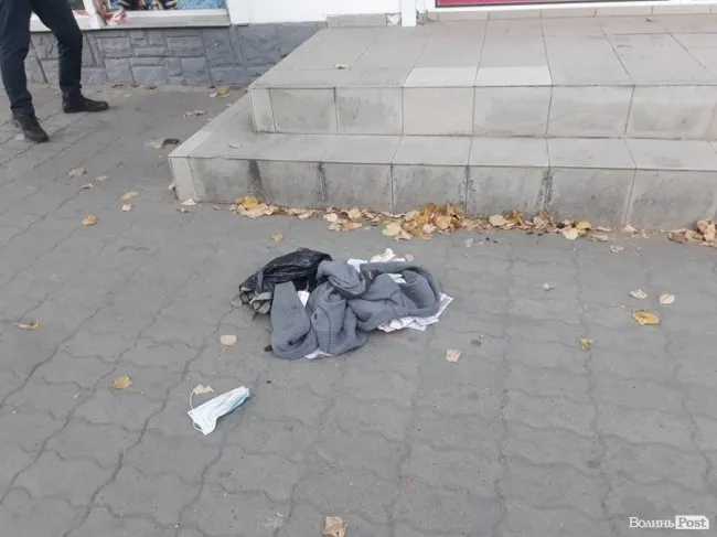Серед білого дня у Луцьку чоловік хотів «обчистити» ломбард 