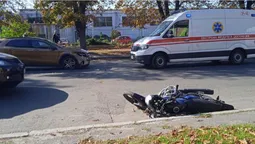 ДТП У Луцьку: авто зіткнулося з мотоциклом (фото, відео)