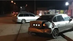У Нововолинську невідомий в'їхав у припарковане авто та втік