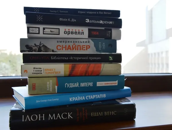 Бізнес на словах. Чи можна заробити на книгах?